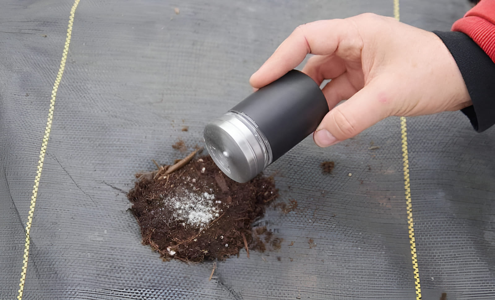 Grow bigger better plants with Crop Circle Fertilizer dispenser